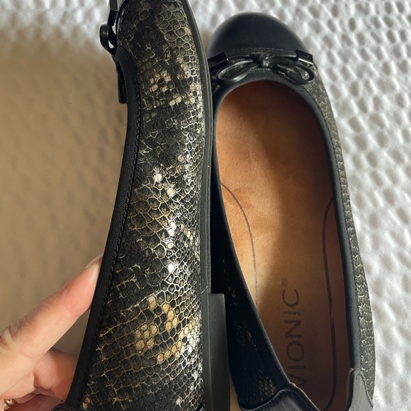 Vionic Minna Boa Ballet Flats Leather Ballerina Slip-on Size 6 37 Snake - Picture 6 of 10